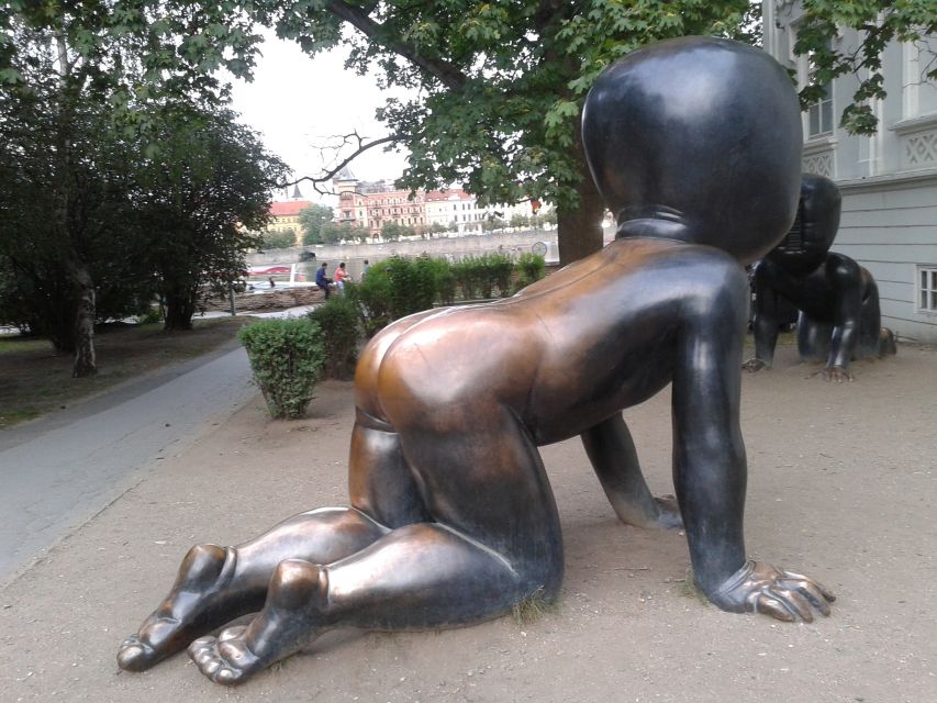 Prague City: 1-Hour Orientation Tour by Bus - Key points to know before you go