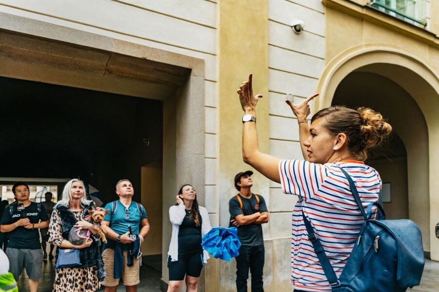Prague: City Highlights By Bus, Boat, and on Foot - Why this tour works for a first day in Prague