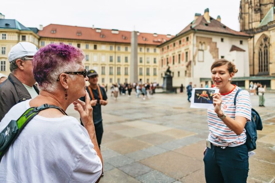 Prague: City Highlights By Bus, Boat, and on Foot - What the $27 price really includes