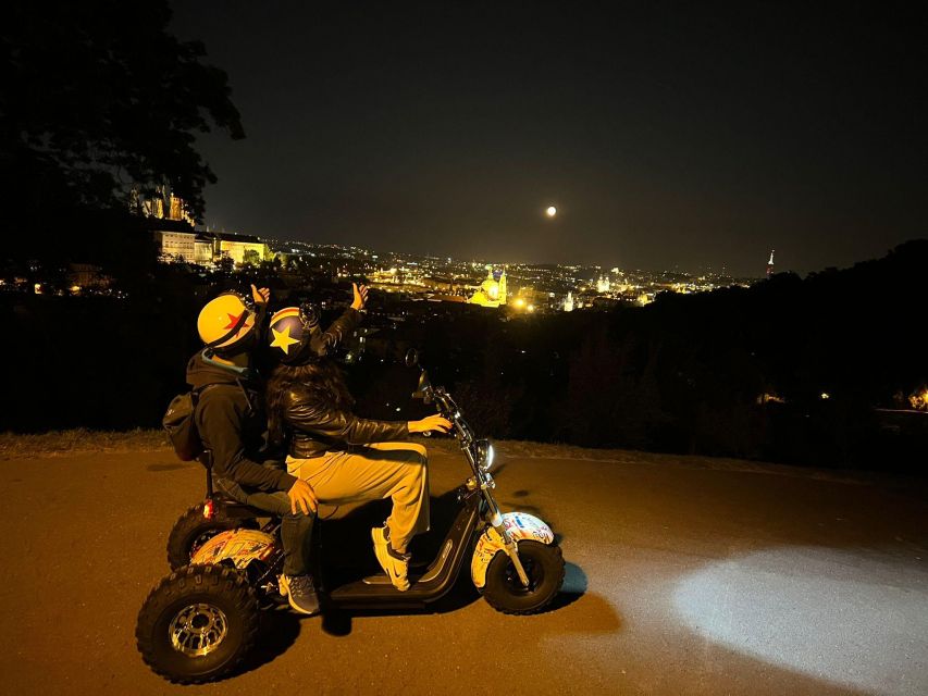 Prague City sightseeing in Night Trike Tour - Key points at a glance