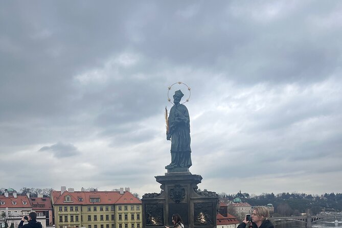 Prague city tour + Charles Bridge and Campa island small groups - Finding a quieter pause at Vojanovy Sady