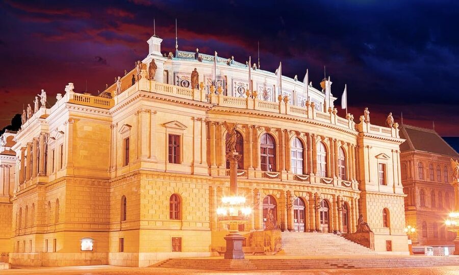 Prague: Classical Music Concert at Rudolfinum - What makes the Suk Hall special