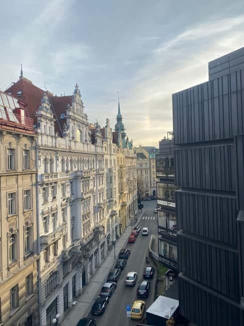 Prague: Communism and Bunker Tour with 70s Canteen Lunch - Should you book the 2-hour or 4-hour option?
