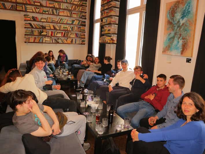 Prague: Craft Beer Tour 8 Czech Beers, Taproom & Beer Garden - Key points at a glance