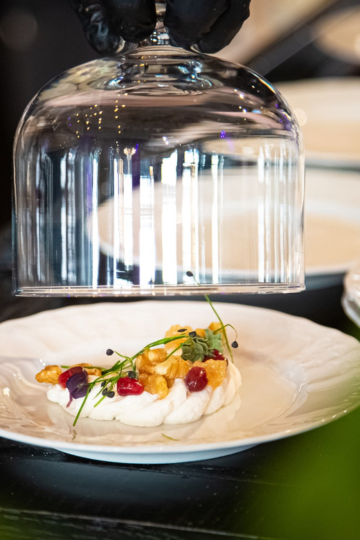Prague: Czech Tapas Dining Experience with Unlimited Drinks - Key things to know before booking