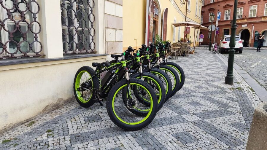 Prague: Electric Scooter & Cruiser Fat eBike Rental - Key points at a glance
