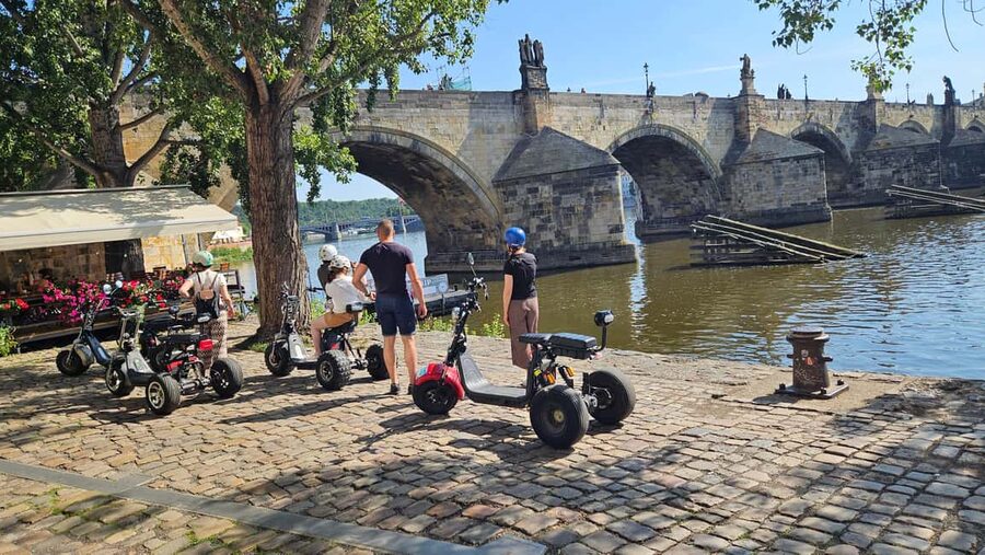 Prague: Electric Trike Viewpoints Tour - Starting beside the Embassy of Japan