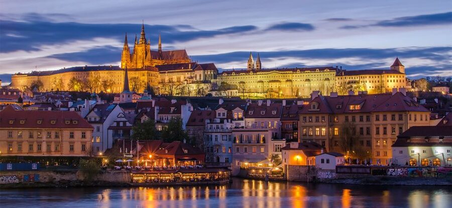 Prague: Evening Photography Tour by Car - Starting at Letna Park above the bridges