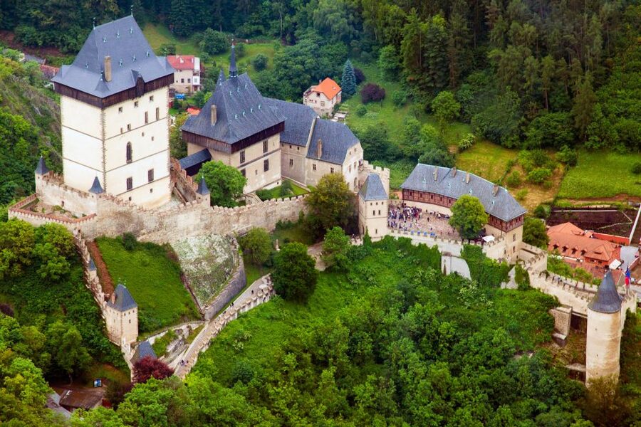 Prague: Fairytale Karlstejn Castle in Retro-Style Car - What the $665 Price Really Buys