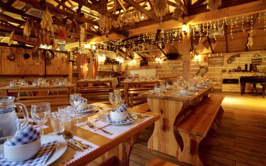 Prague: Folk Dancing Dinner Experience - Practical tips for a smoother night