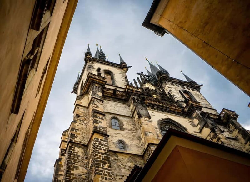 Prague: Full-Day Guided Tour of Prague in a Small-Group - How the small group changes the day