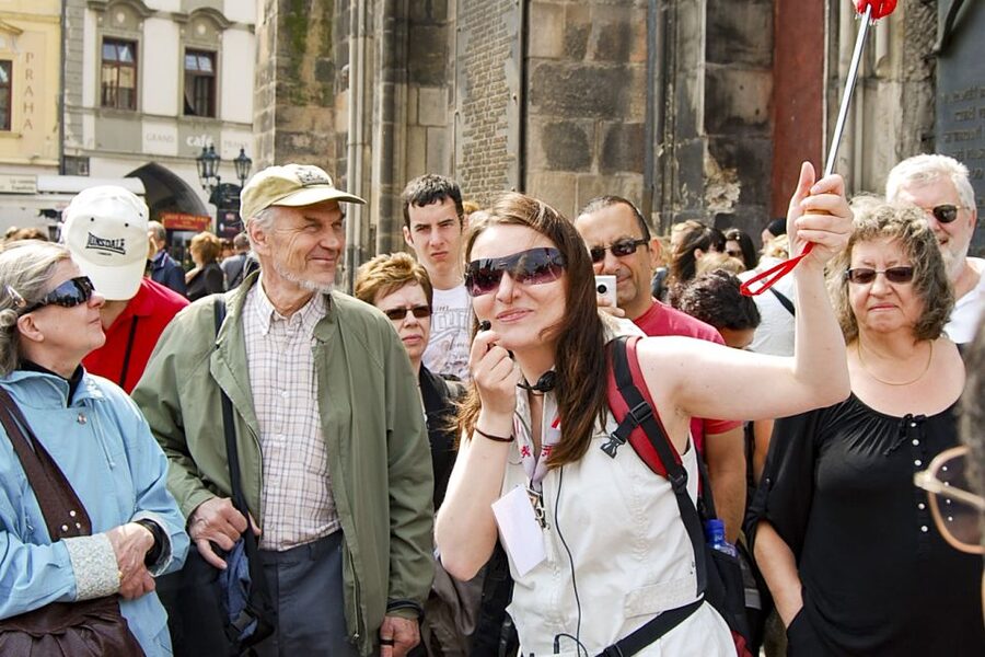 Prague: Full-Day Tour with Lunch and River Boat Cruise - How much walking and what to bring