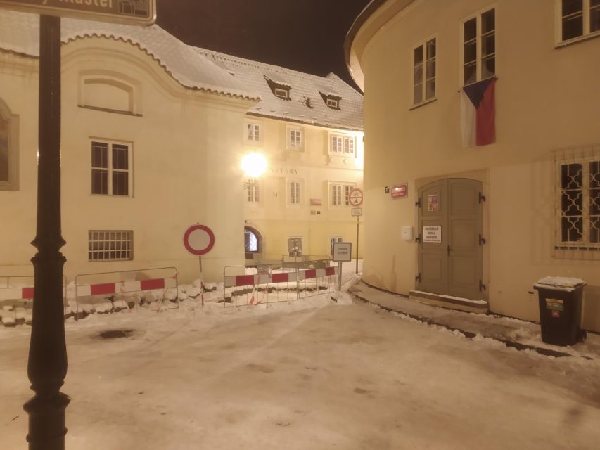 Prague: Ghost Walking Tour - What the 90-minute walk feels like