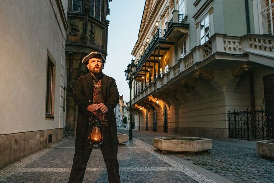 Prague: Ghosts and Legends Nighttime Guided Walking Tour - The secret stops and the value of not knowing everything