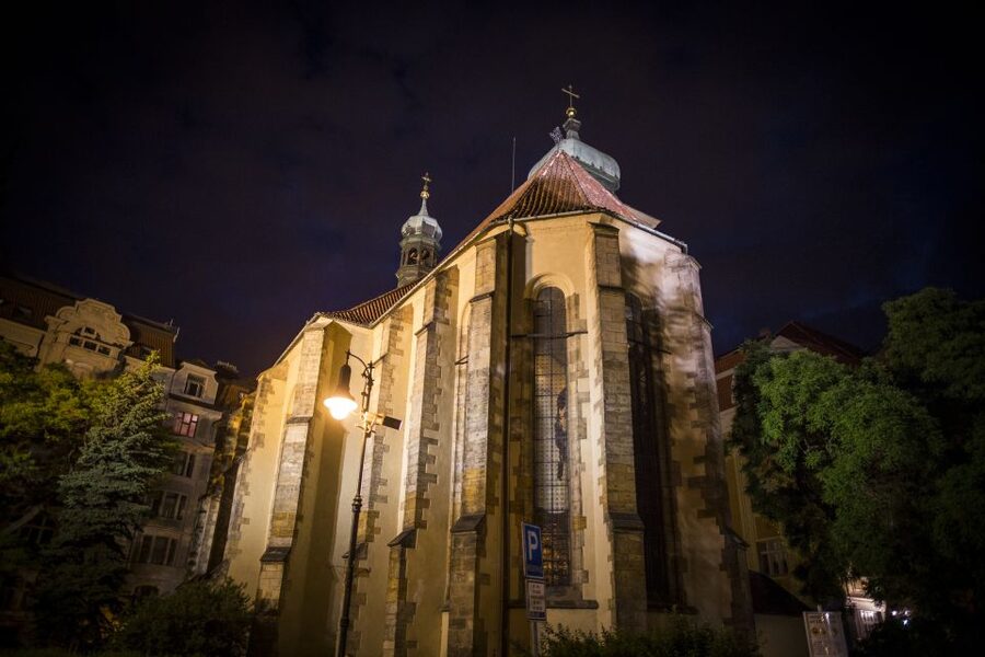 Prague: Ghosts and Legends of the Old Town Evening Tour - Leaving Old Town Square for Prague’s darker lanes