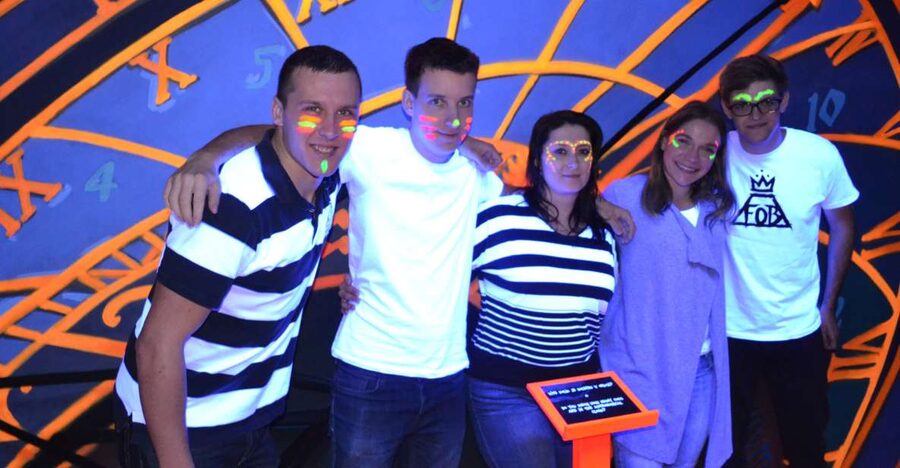 Prague: Glow Golf Mini Golf Game by UV Light - Quick points to know
