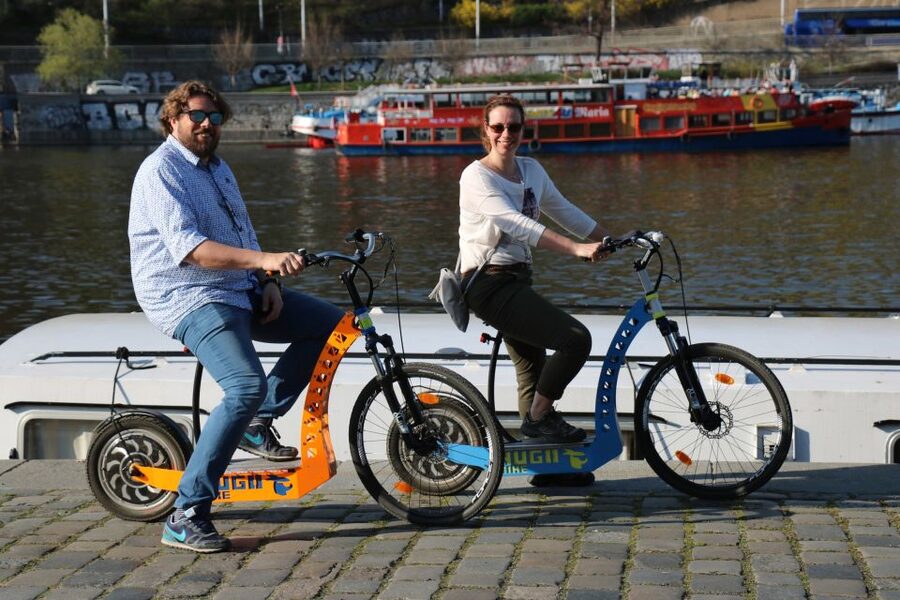 Prague: Grand Segway and eScooter Live Guided City Tour - Switching from eScooter to Segway