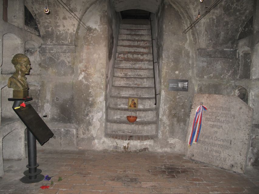 Prague: Guided Operation Anthropoid Tour with Lidice - Lidice, where the story turns from operation to revenge