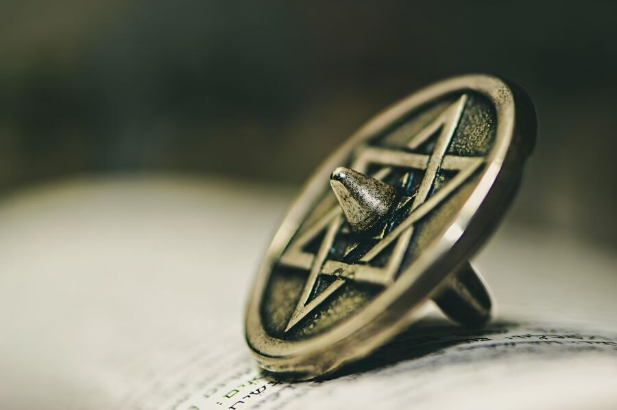 Prague: Guided Tour inside the Jewish Cemetery & Synagogues - Is $87 a good value?