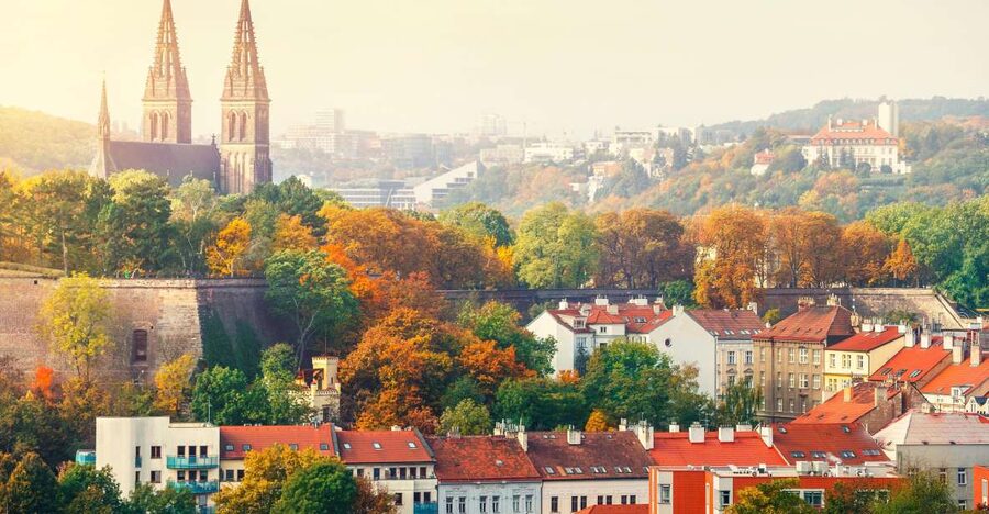 Prague: Guided tour to the historic fortress of Vyšehrad - Why Vyšehrad makes a good change from central Prague