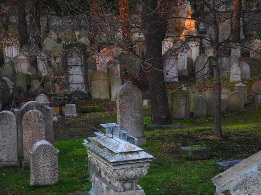 Prague: Guided Walking Tour of Prague's Jewish Quarter - Timing, meeting point, and practical comfort