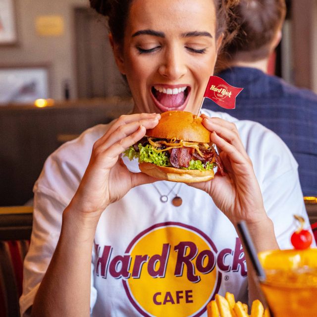 Prague: Hard Rock Cafe with Set Menu for Lunch or Dinner - Key points to know before you go