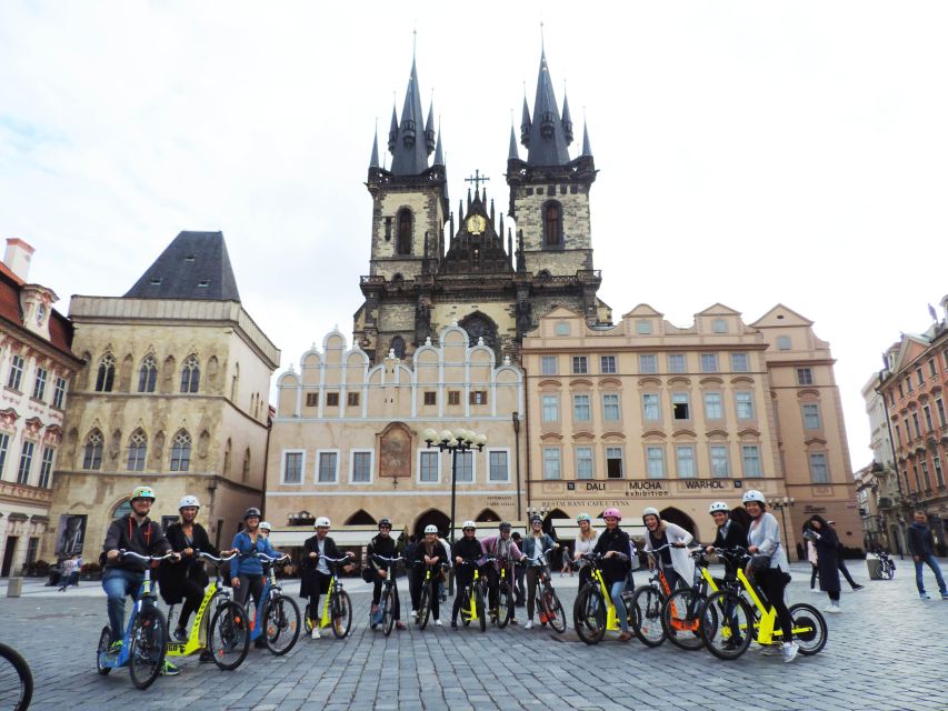 Prague: Highlights Tour on e-Scooter or eBike - How much can you really see in one to three hours?