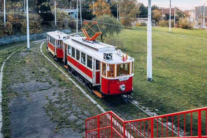 Prague Hop on Hop off Sightseeing Tram - Audio guide, staff help, and what can go wrong