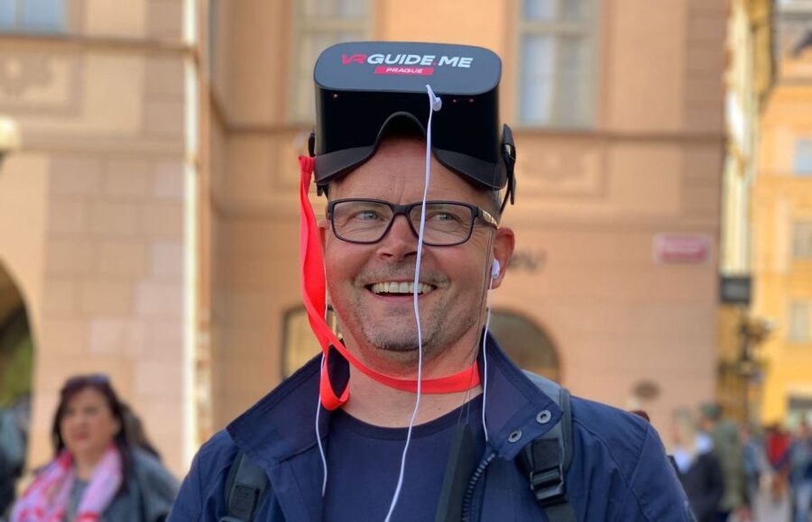 Prague: Immersive History Walking Tour and VR - What the guides add to the technology