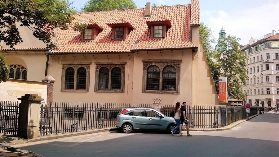 Prague Jewish Quarter Online Audio Guide - Pinkas Synagogue and remembrance