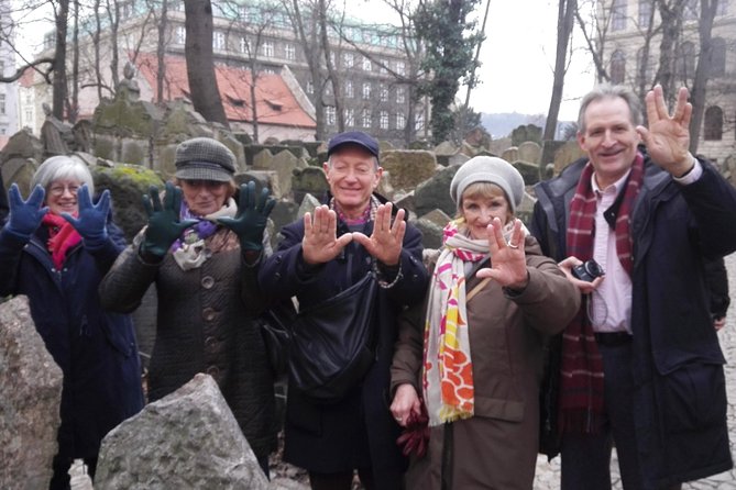 Prague Jewish Quarter Private tour - 3hours - Old Jewish Cemetery: Forty Minutes Among Crowded Stones