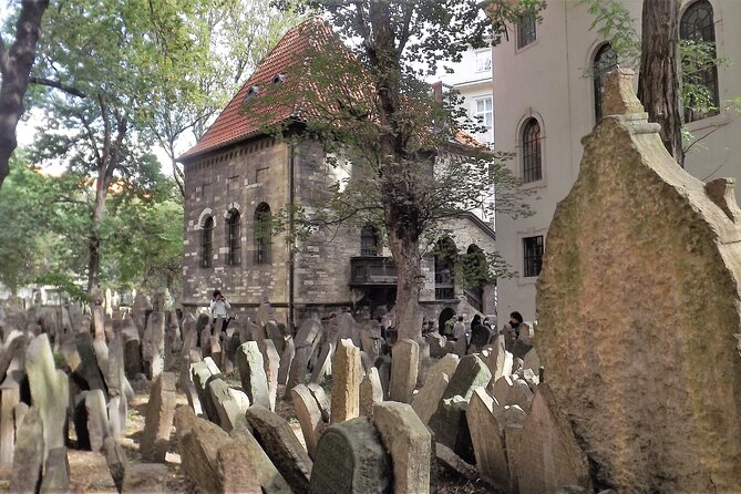 Prague Jewish Town Admission Ticket & Optional Audio Guide - Maisel Synagogue and Jewish life in Bohemia