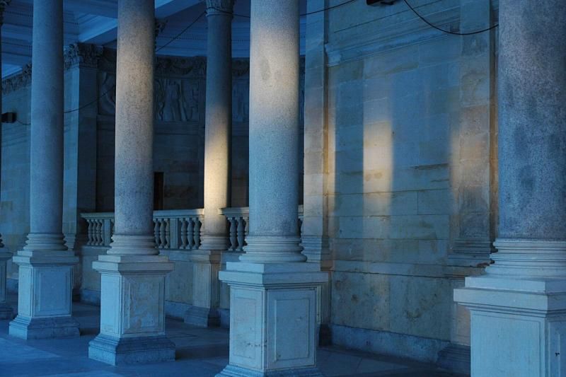 Prague: Karlovy Vary Tour with Lunch and Moser Museum Visit - Why Karlovy Vary makes a good day trip from Prague