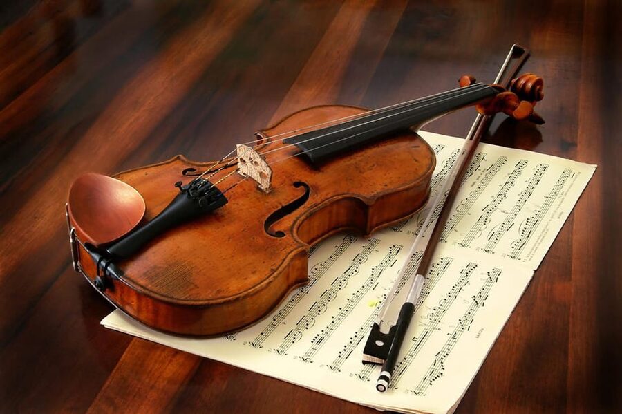 Prague: Klementinum Mirror Chapel Classical Music Concert - The one-hour program: Czech favorites first