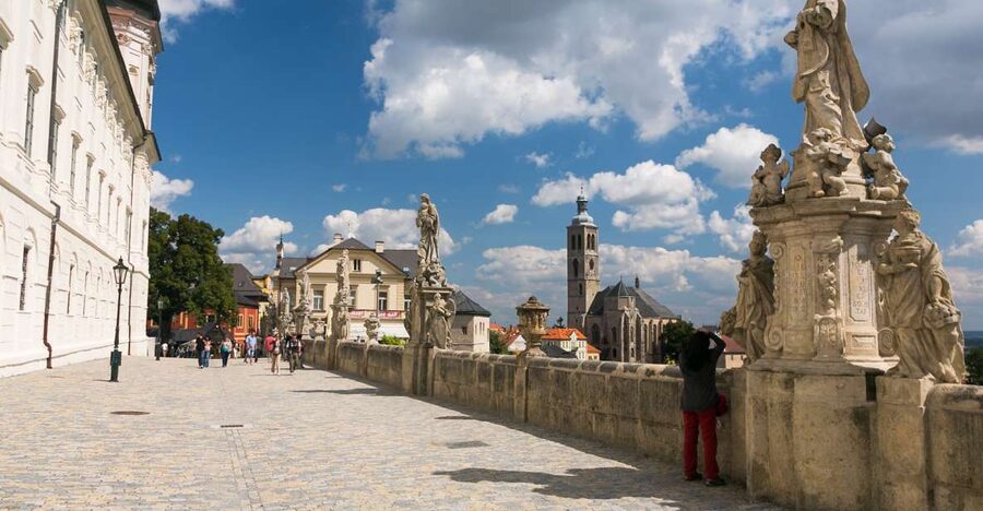 Prague: Kutná Hora, St Barbara's Cathedral and Bone Church - The 80-minute coach ride from Prague