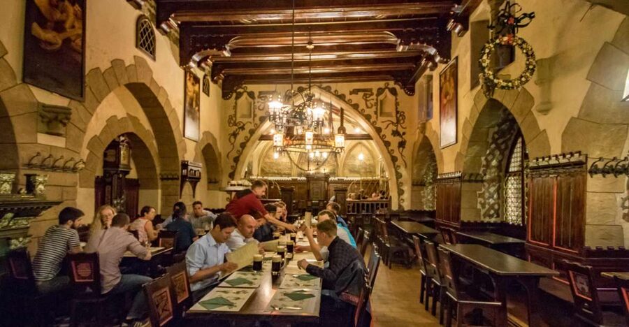 Prague: Legendary Beer Tour with Dinner - A famous Old Town bar and the presidential connection