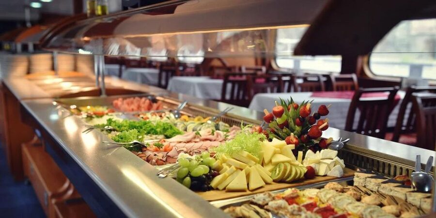 Prague: Lunch Cruise on Vltava River with open Buffet - Prague Castle and the rise toward Lesser Town