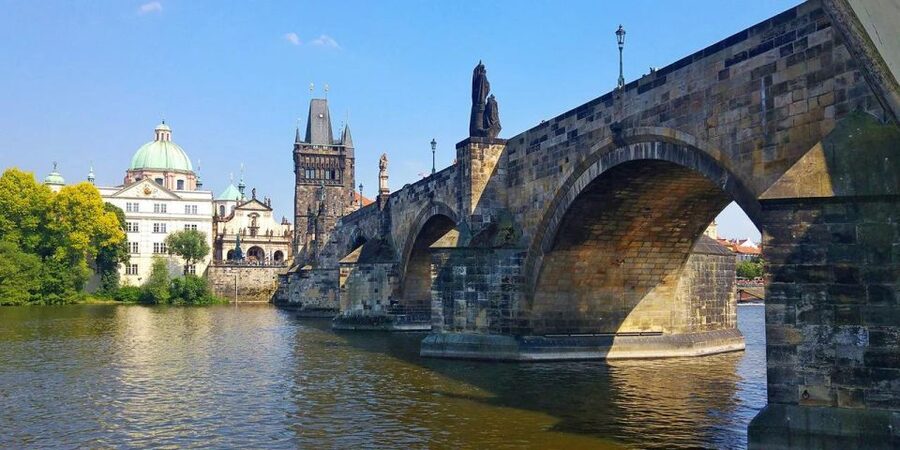 Prague: Lunch Cruise on Vltava River with open Buffet - What is on the open buffet
