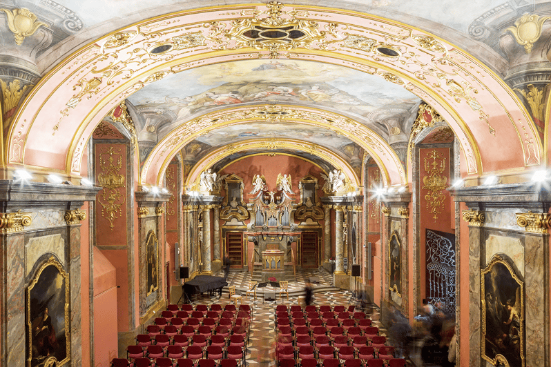 Prague: Mirror Chapel Classical Music Concert Ticket - Mozart’s Lacrimosa and Eva Müllerová’s soprano performance
