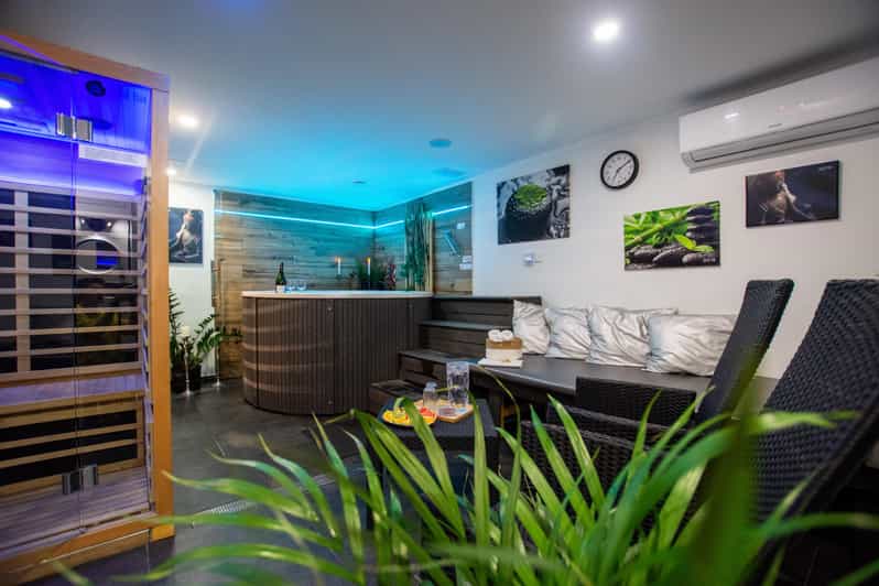 Prague: Modern Private Spa with Jacuzzi and Sauna - Is $50 per person a fair price?