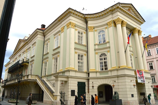 Prague: National Museum Ticket & Online Audioguide City Tour - Wenceslas Square and the making of a nation
