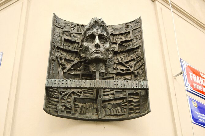 Prague: National Museum Ticket & Online Audioguide City Tour - Entering the National Museum Historical Building