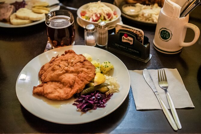 Prague Old Town And Beer Walking Tour Including Dinner - Two pubs, two Czech beers