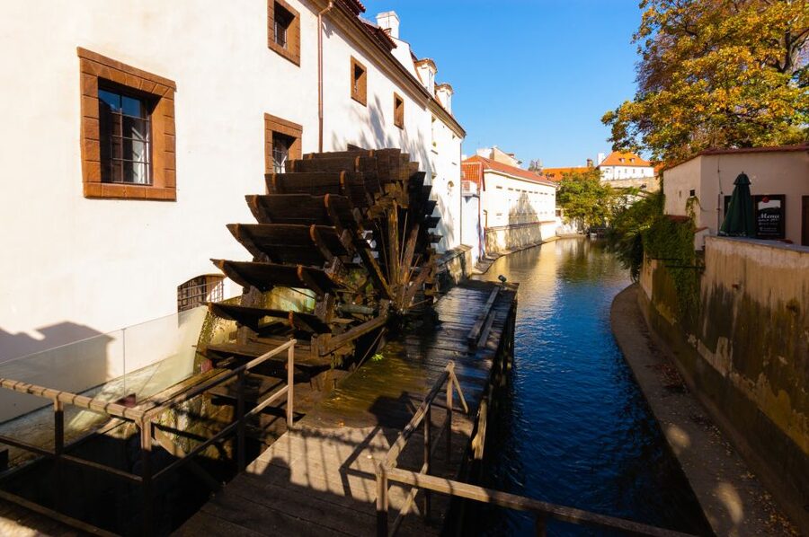 Prague: Old Town and Charles Bridge Tour - Old Town streets and changing architectural styles