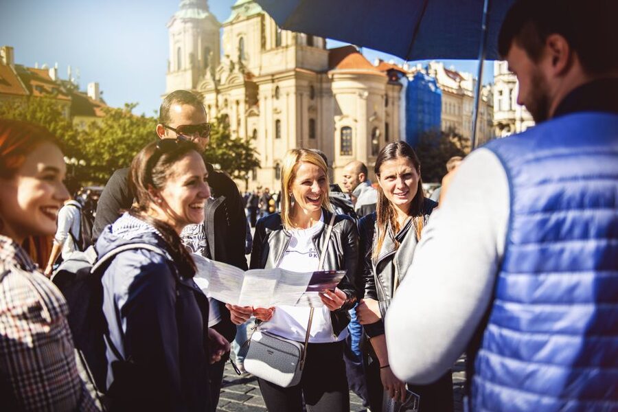 Prague: Old Town and Jewish Quarter 2-Hour Walking Tour - Key points at a glance