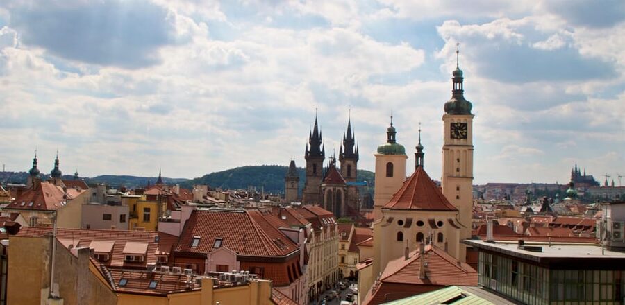 Prague: Old Town and Jewish Quarter Guided Walking Tour - Practical details before you reserve