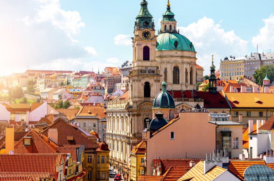 Prague Old Town Family Tour, Attractions, Royal Castle - Old Town Square and the 12 Apostles