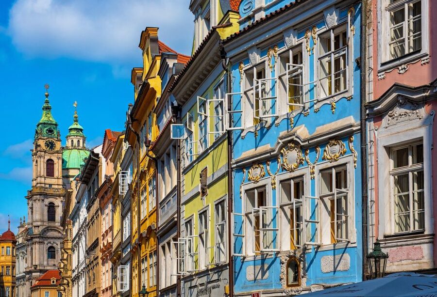 Prague: One Prague Tour with Local Food & Beer - Who should choose which route?