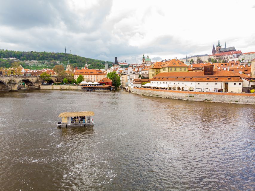 Prague: Party Tiki Boat Sightseeing Cruise with Drinks - Štvanice Island and the return trip
