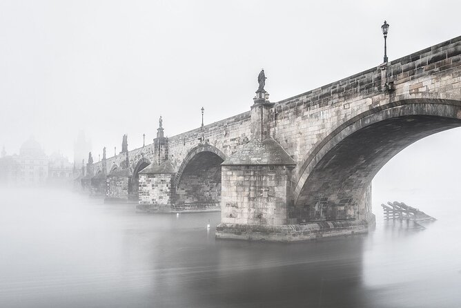 Prague Photo Tours - Letna Park for bridge views after dark